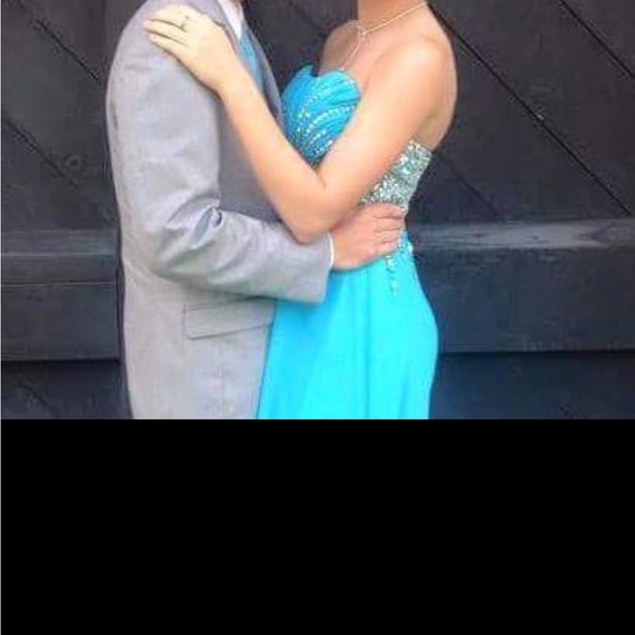 Prom dress - Picture 14 of 16